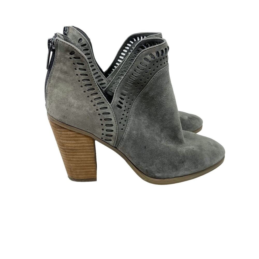 Vince Camuto 8.5 Gray Suede Fileana Split Shaft Ankle Booties Cut Out Block Heel